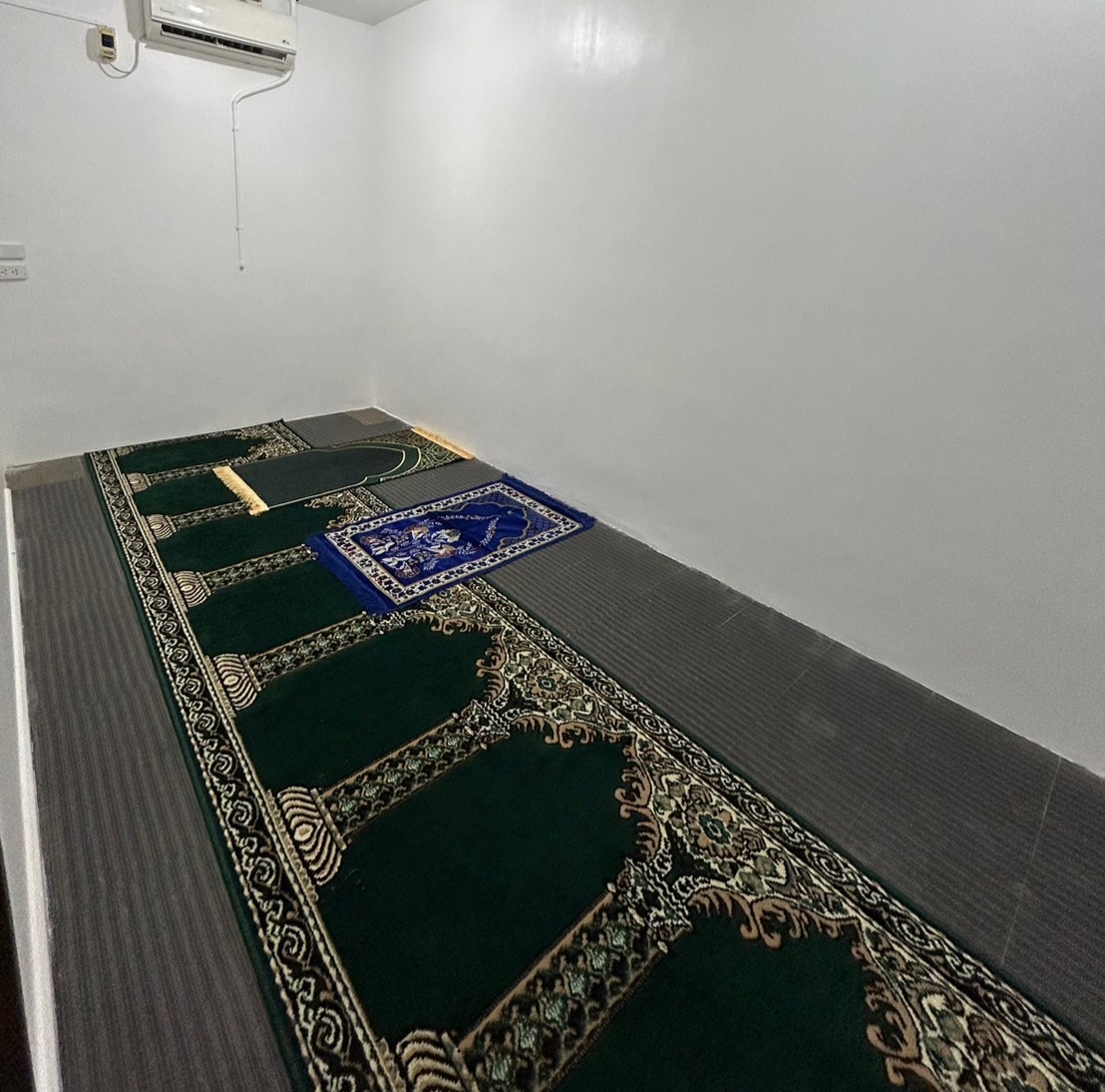 Prayer Room Inside 2